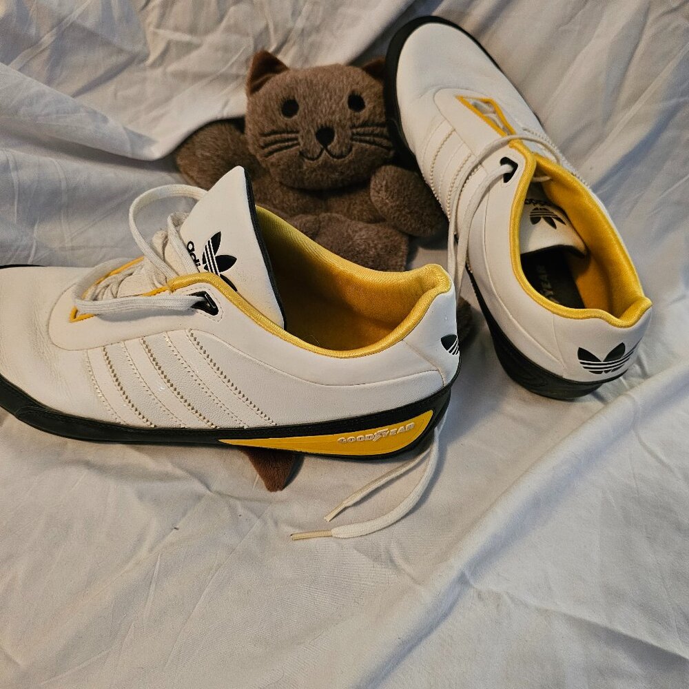 Men's Adidas Sneakers